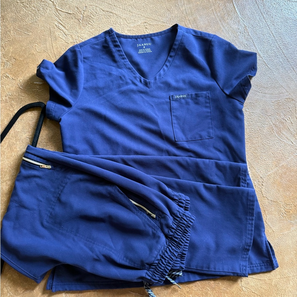 Jaanuu Deep Blue Scrub Ensemble